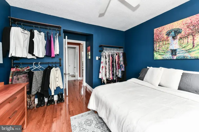 $2,400 | 1808 West Abingdon Drive, Unit 302, Alexandria, VA 22314