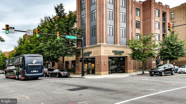 $2,400 | 1808 West Abingdon Drive, Unit 302, Alexandria, VA 22314