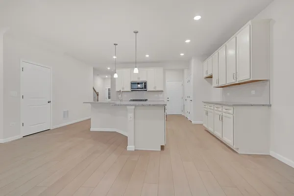 $3,500 | 668 Switchgrass Way, Bolingbrook, IL 60490