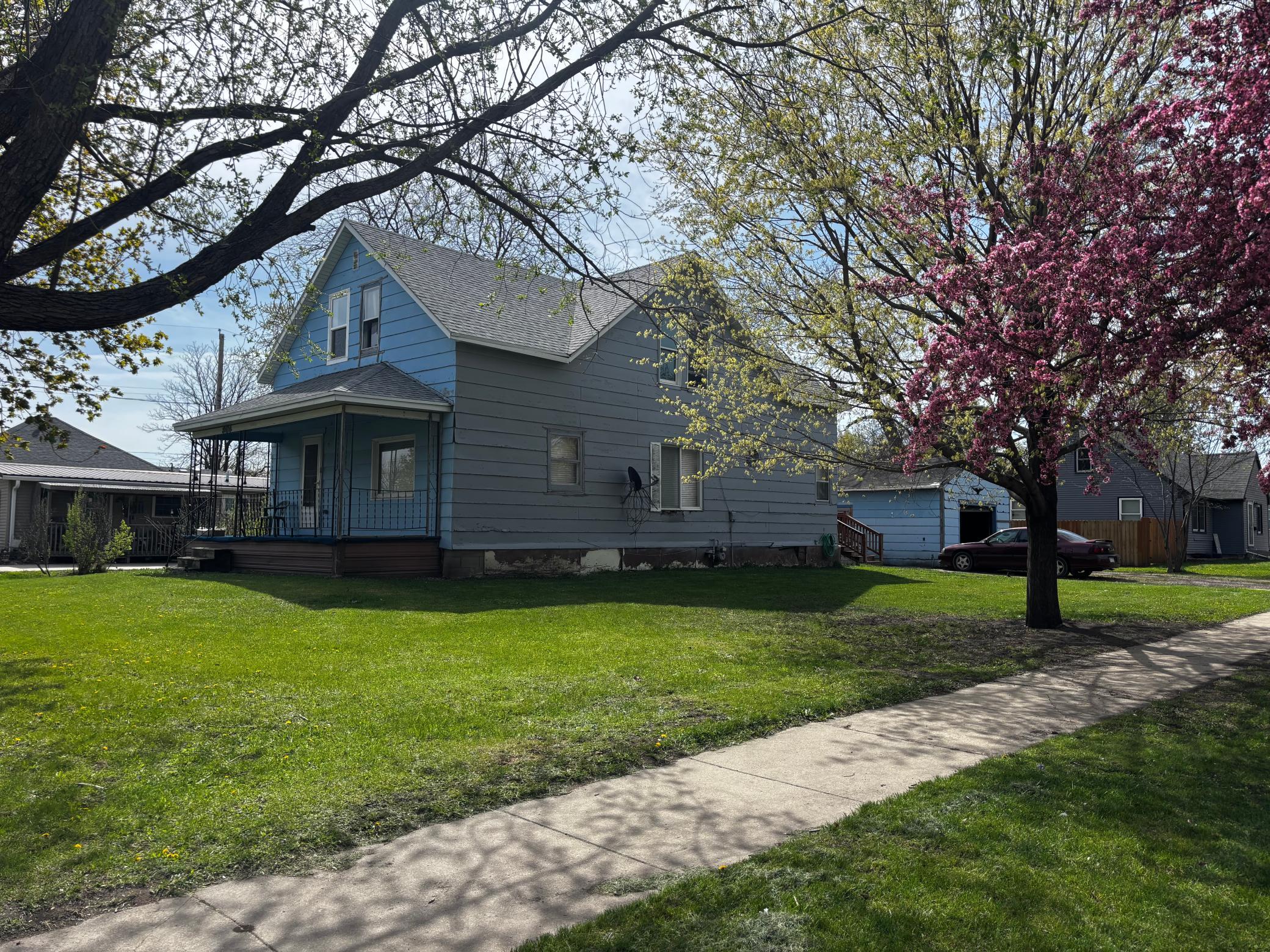 904 4th Street Southeast Pipestone, MN 56164 - Photo 1 of 3