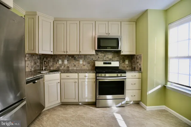 $2,200 | 442 Atlanta Court, Sewell, NJ 08080