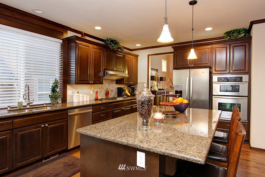 22004 43rd Drive Southeast Bothell, WA 98021 - Photo 4 of 25