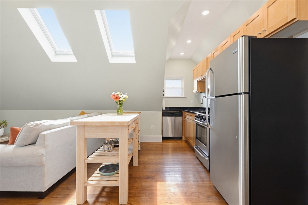 77 South Street, Unit 3 Boston, MA 02130 - Photo 10 of 31