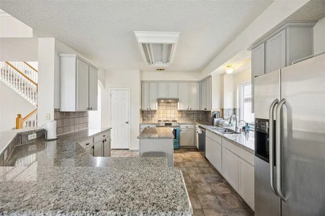 $380,000 | 4612 Ocean Drive, Fort Worth, TX 76123