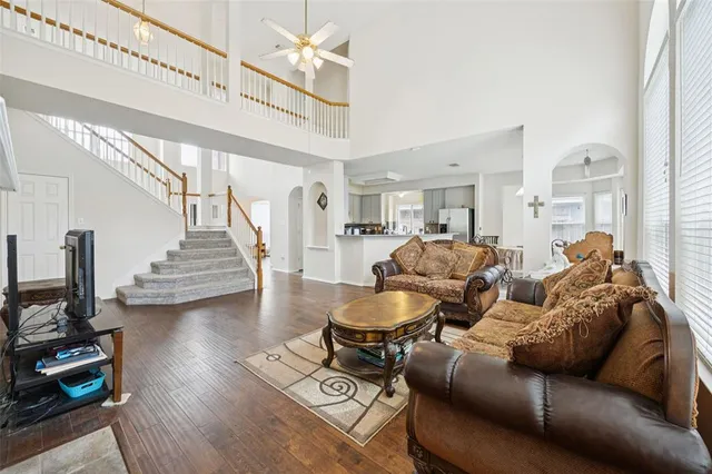 $380,000 | 4612 Ocean Drive, Fort Worth, TX 76123