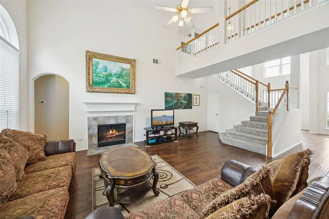 $380,000 | 4612 Ocean Drive, Fort Worth, TX 76123