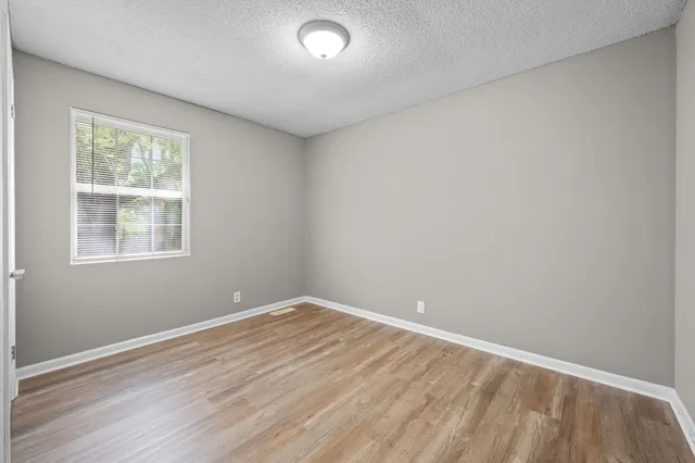 $1,095 | 228 Tobacco Road, Clarksville, TN 37042