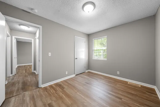 $1,095 | 228 Tobacco Road, Clarksville, TN 37042