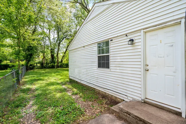 $1,095 | 228 Tobacco Road, Clarksville, TN 37042