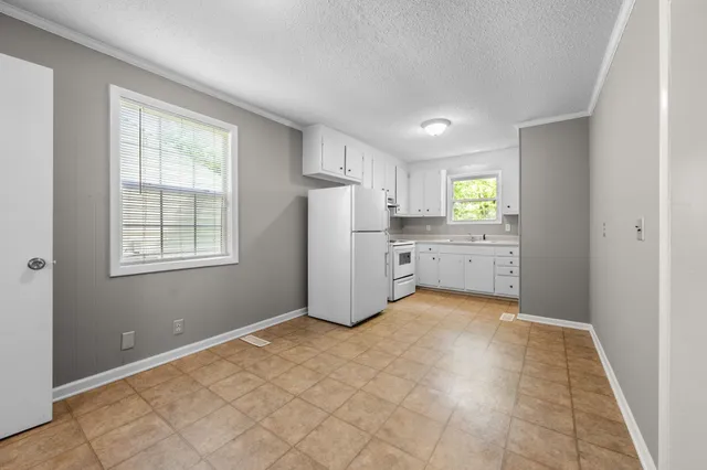 $1,095 | 228 Tobacco Road, Clarksville, TN 37042