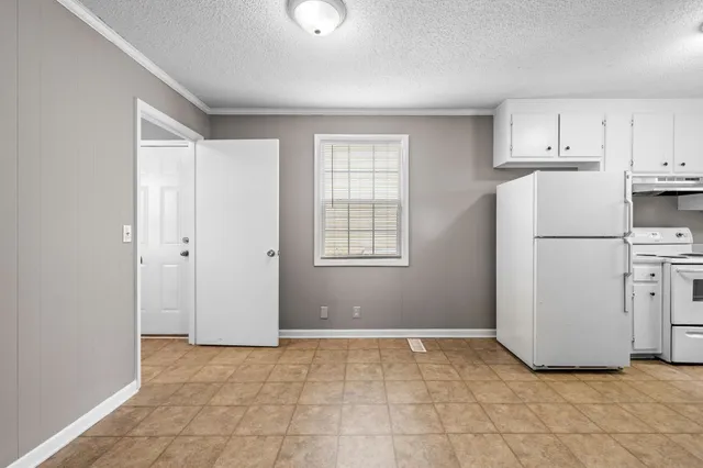 $1,095 | 228 Tobacco Road, Clarksville, TN 37042