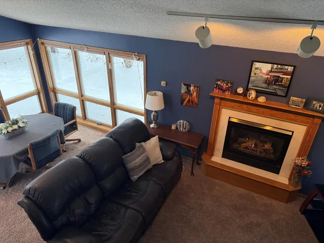 $320,000 | 2112 8th Street Southwest, Willmar, MN 56201