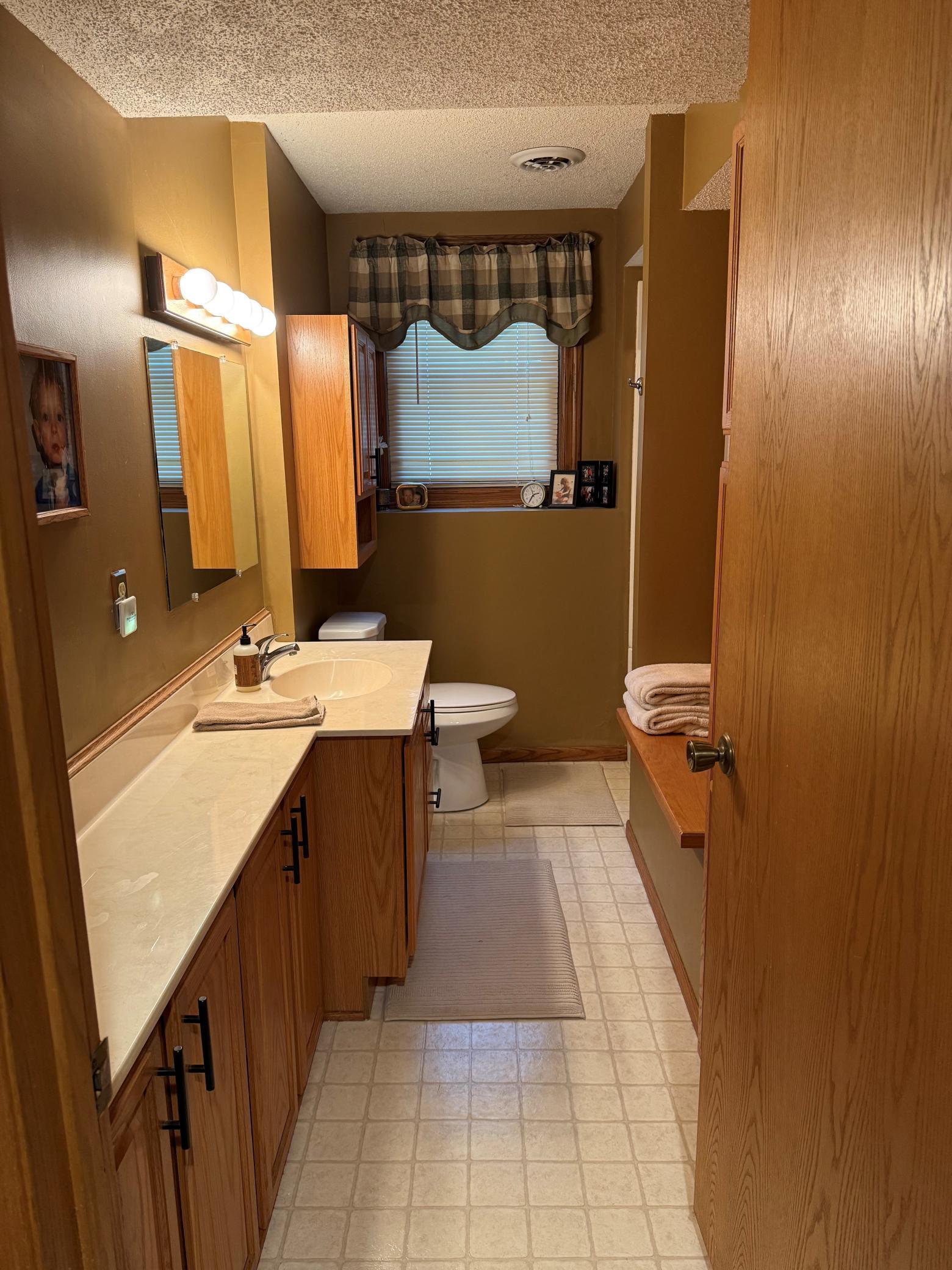 2112 8th Street Southwest Willmar, MN 56201 - Photo 38 of 40