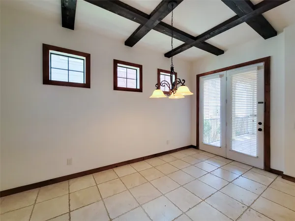 $2,595 | 1801 West 24th Street, Houston, TX 77008