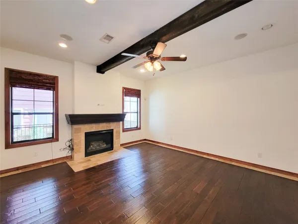 $2,595 | 1801 West 24th Street, Houston, TX 77008