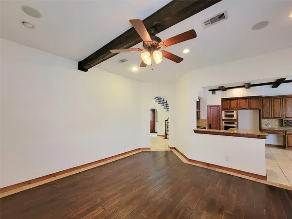 $2,595 | 1801 West 24th Street, Houston, TX 77008