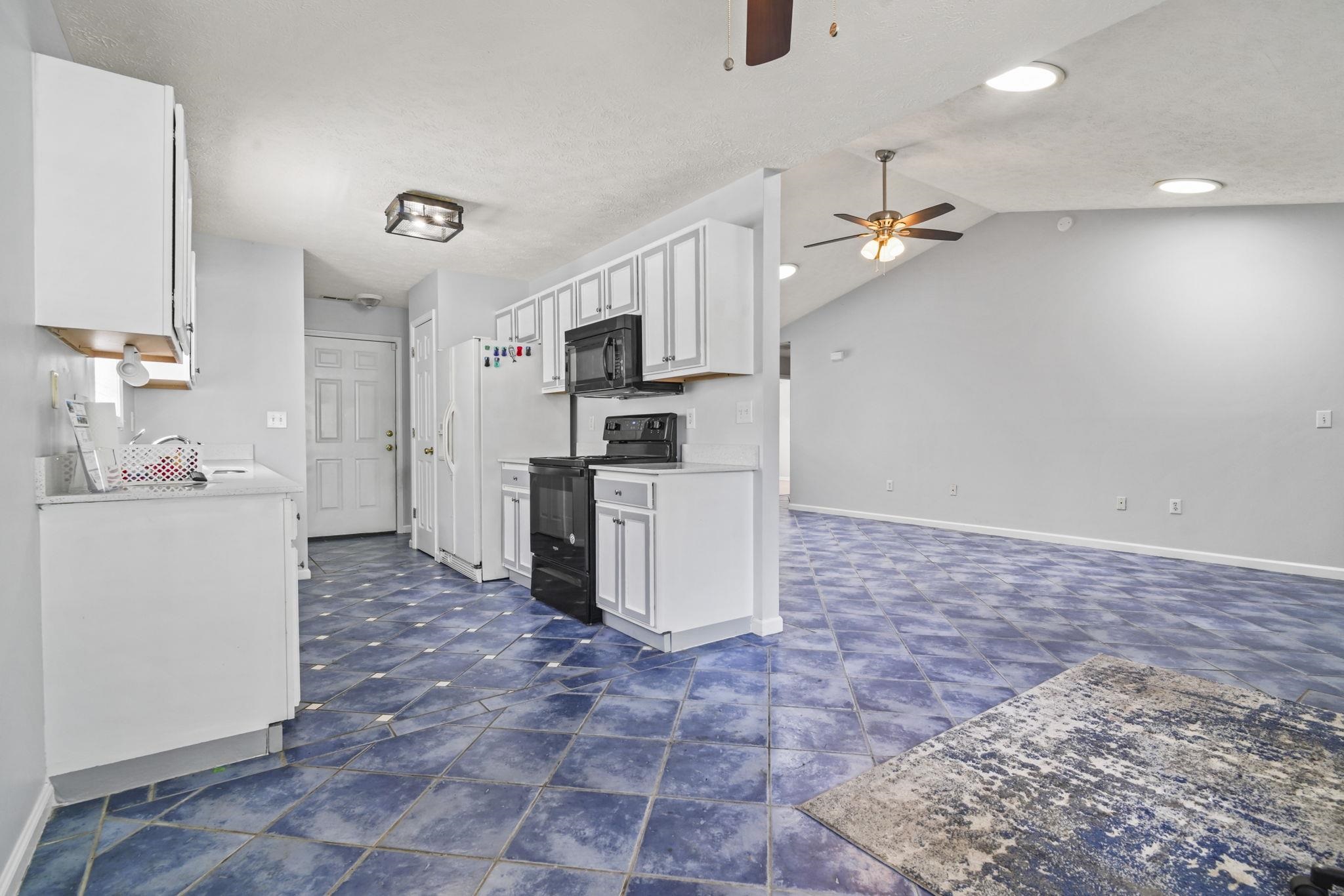 8069 Resin Road Murrells Inlet, SC 29576 - Photo 17 of 43
