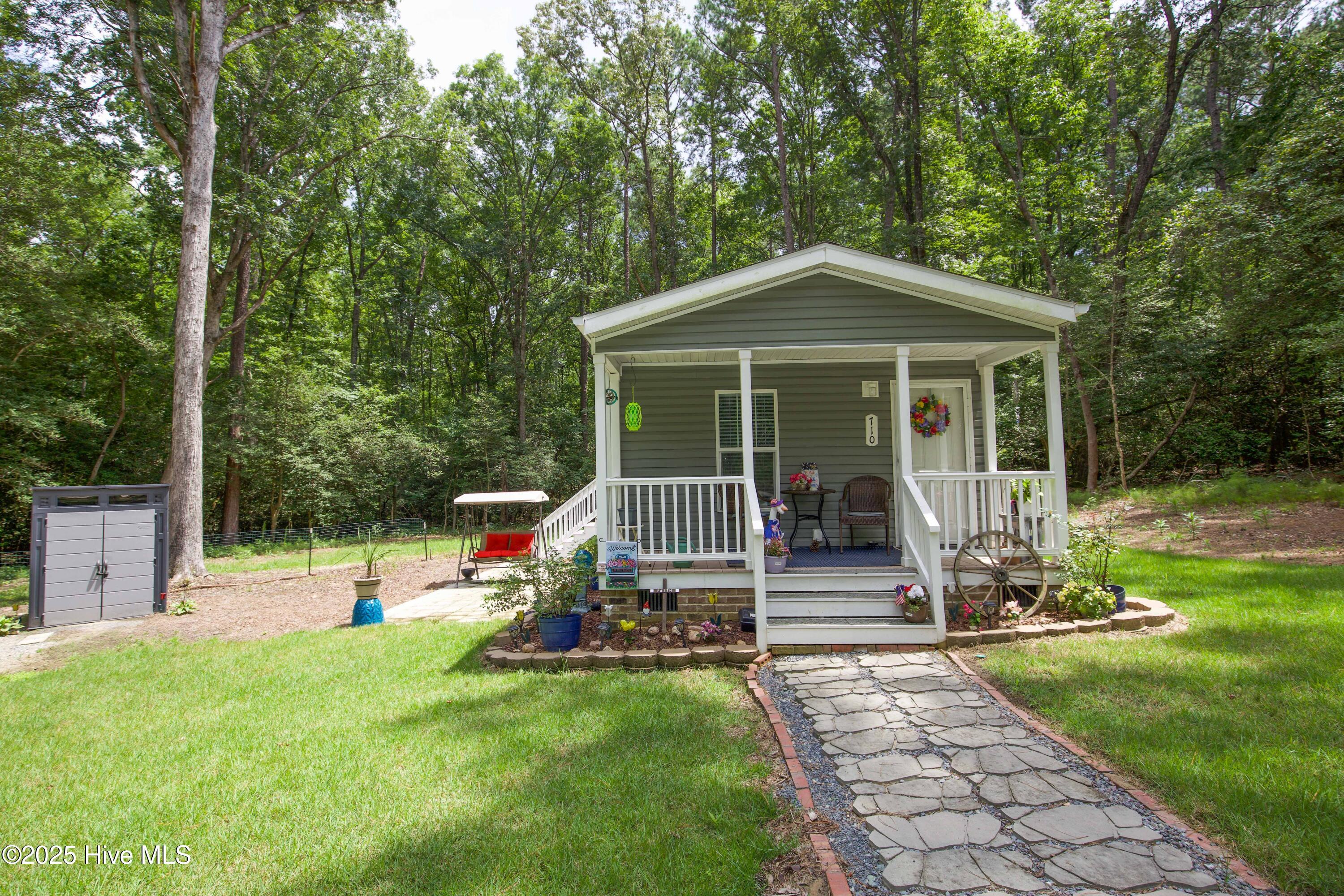 700 Shady Lane Road Carthage, NC 28327 - Photo 9 of 108 710 Shady Lane, guest cottage