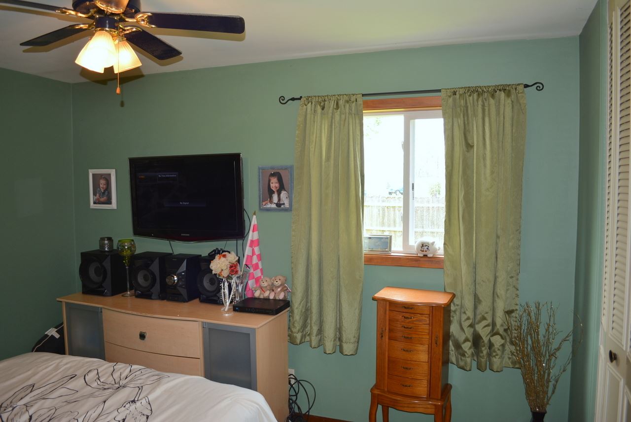 1705 South York Road Yorktown, IN 47396 - Photo 13 of 27 Gallery Image 13