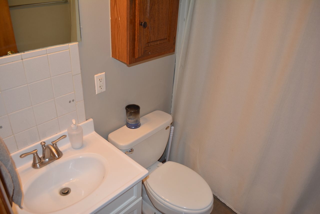 1705 South York Road Yorktown, IN 47396 - Photo 19 of 27 Gallery Image 19