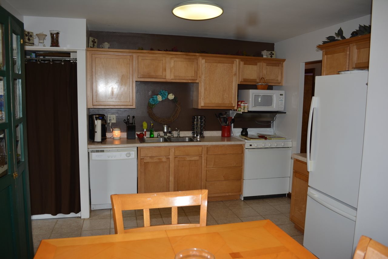 1705 South York Road Yorktown, IN 47396 - Photo 6 of 27 Gallery Image 6