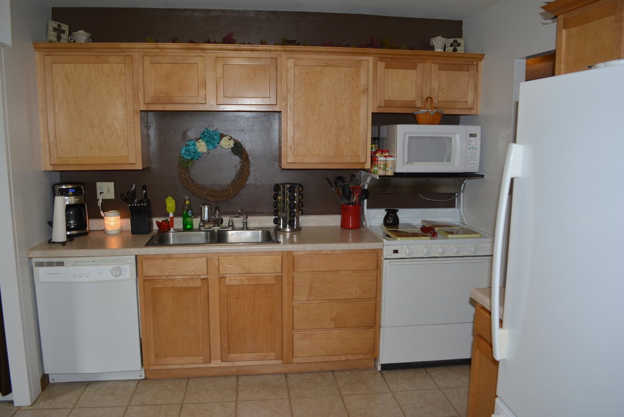 1705 South York Road Yorktown, IN 47396 - Photo 10 of 27 Gallery Image 10