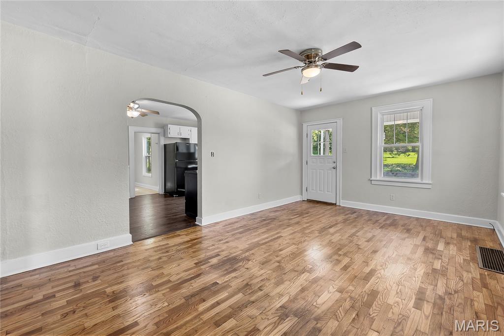 1700 Bloomfield Road Cape Girardeau, MO 63703 - Photo 3 of 28