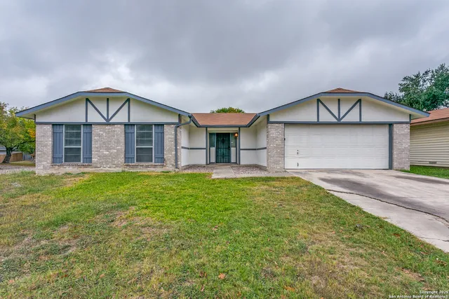 $1,495 | 2803 Fred Haise Drive, Kirby, TX 78219