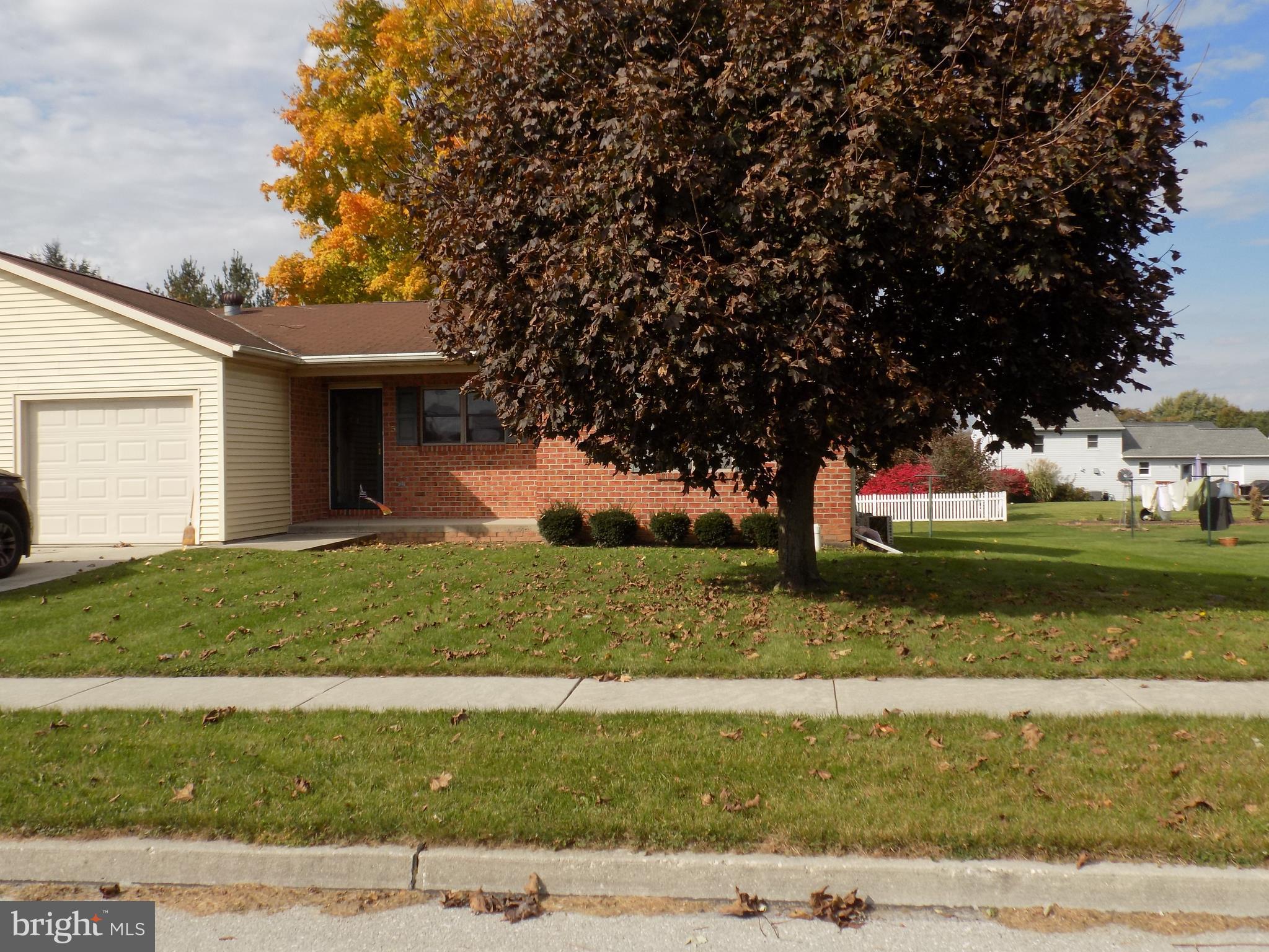 35 Filbert Street Hanover, PA 17331 - Photo 3 of 18 Gallery Image 3