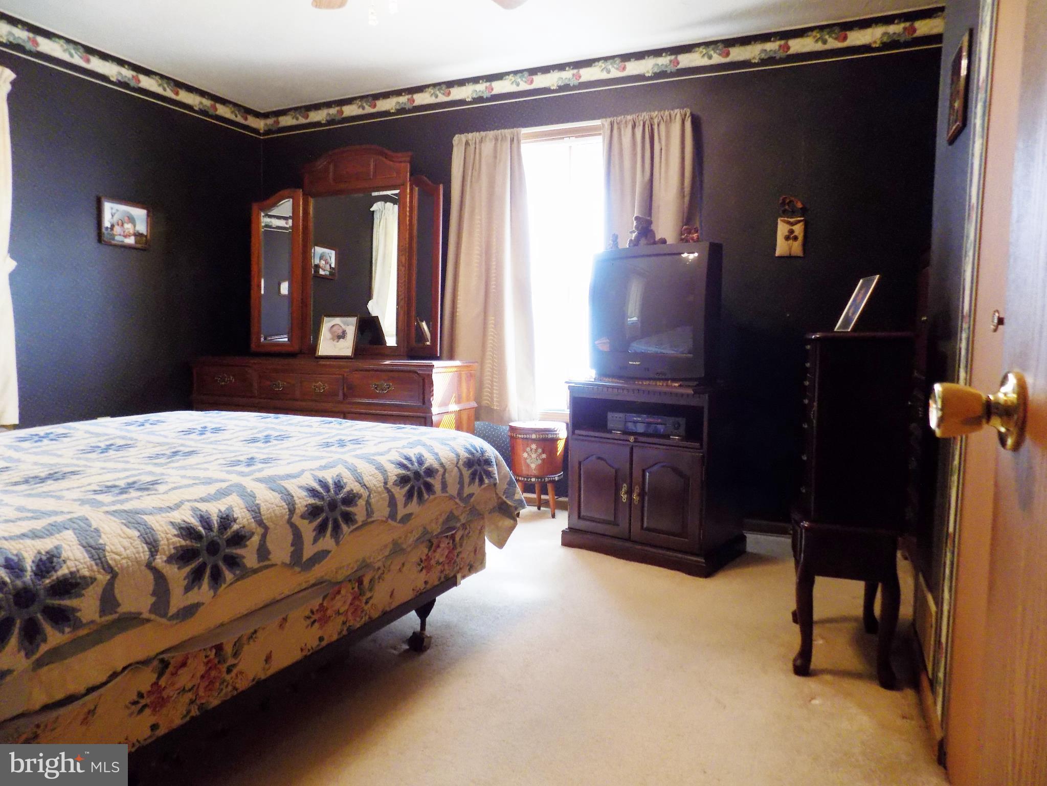 35 Filbert Street Hanover, PA 17331 - Photo 10 of 18 Gallery Image 10
