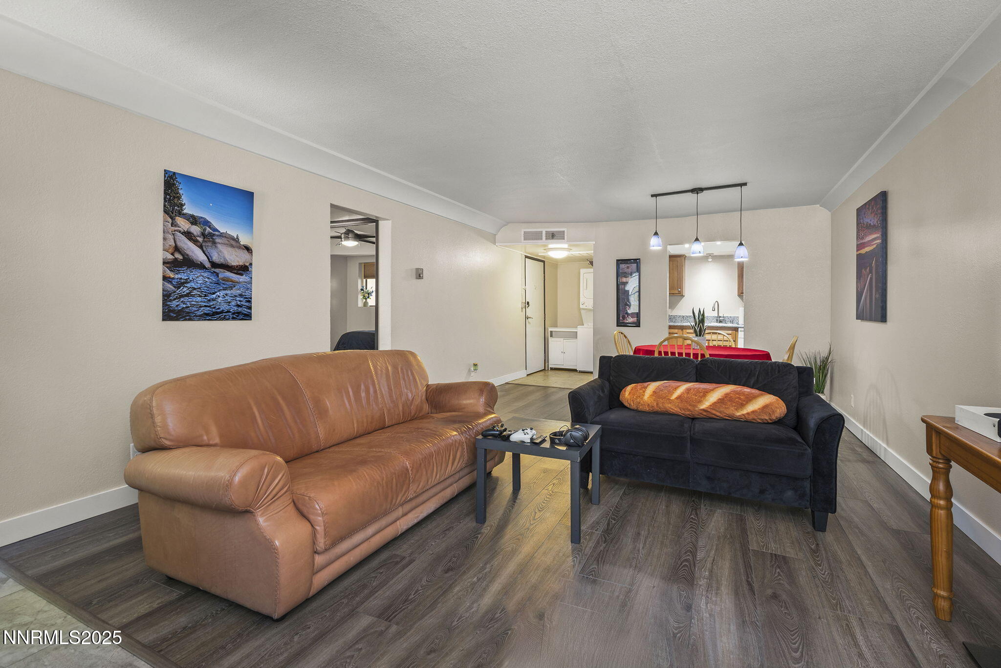 27 Vista Rafael Parkway Reno, NV 89503 - Photo 7 of 20 7-web-or-mls-_DSC0207