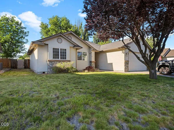 $389,000 | 5025 Villa Drive, Klamath Falls, OR 97603