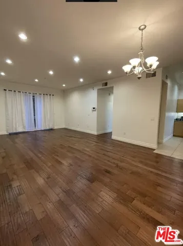 $3,200 | 917 South New Hampshire Avenue, Unit 102, Los Angeles, CA 90006