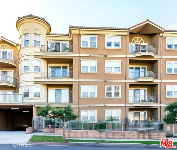 $3,200 | 917 South New Hampshire Avenue, Unit 102, Los Angeles, CA 90006