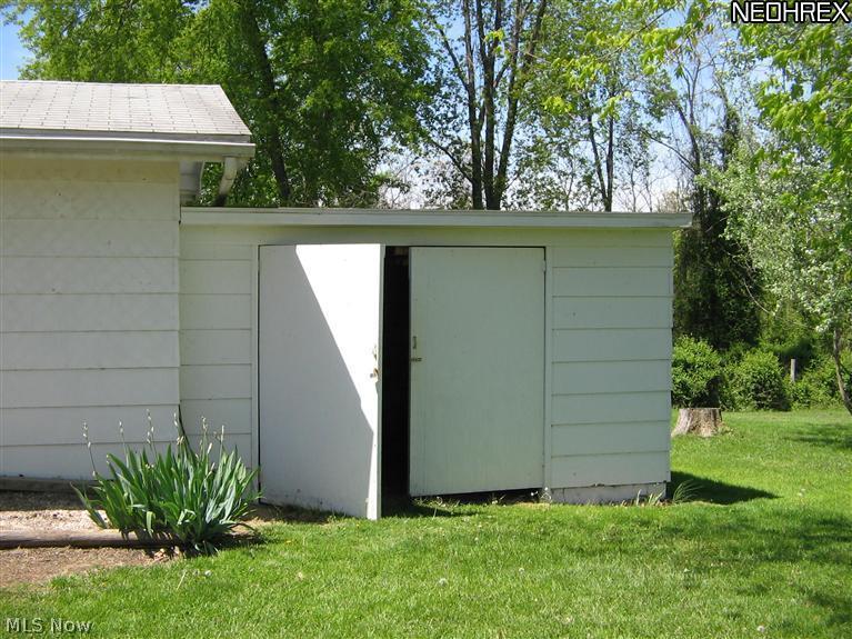 4489 School House Road Little Hocking, OH 45742 - Photo 4 of 9 Gallery Image 4