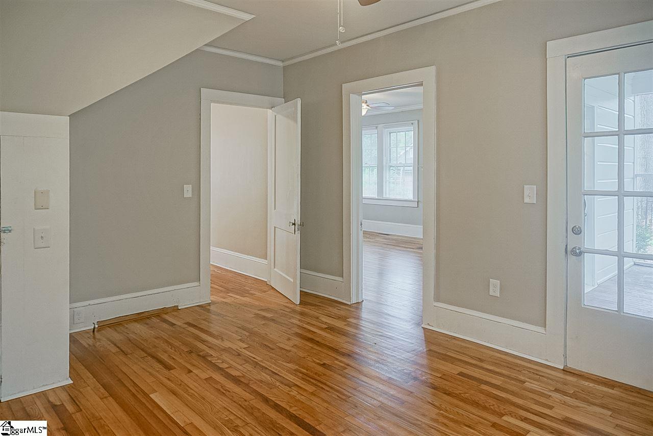 301 West Maple Street Clinton, SC 29325 - Photo 14 of 35