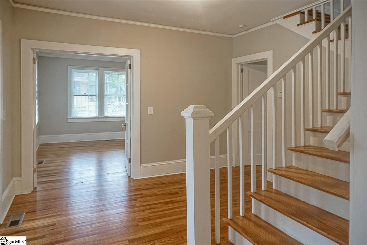 301 West Maple Street Clinton, SC 29325 - Photo 8 of 35