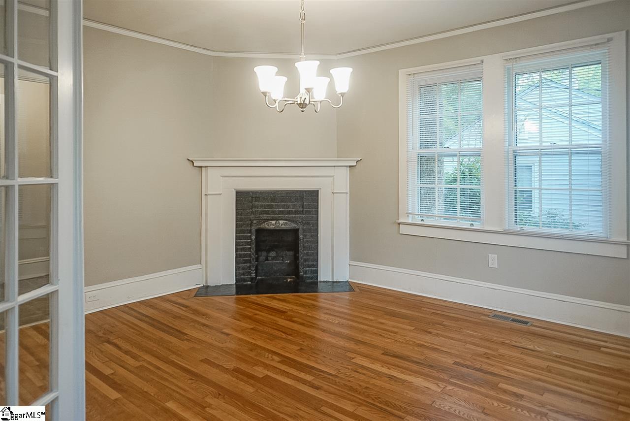 301 West Maple Street Clinton, SC 29325 - Photo 9 of 35