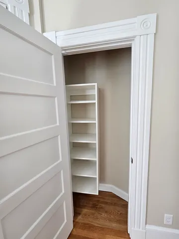 $2,300 | 116 East Broadway, Unit 2, Derry, NH 03038