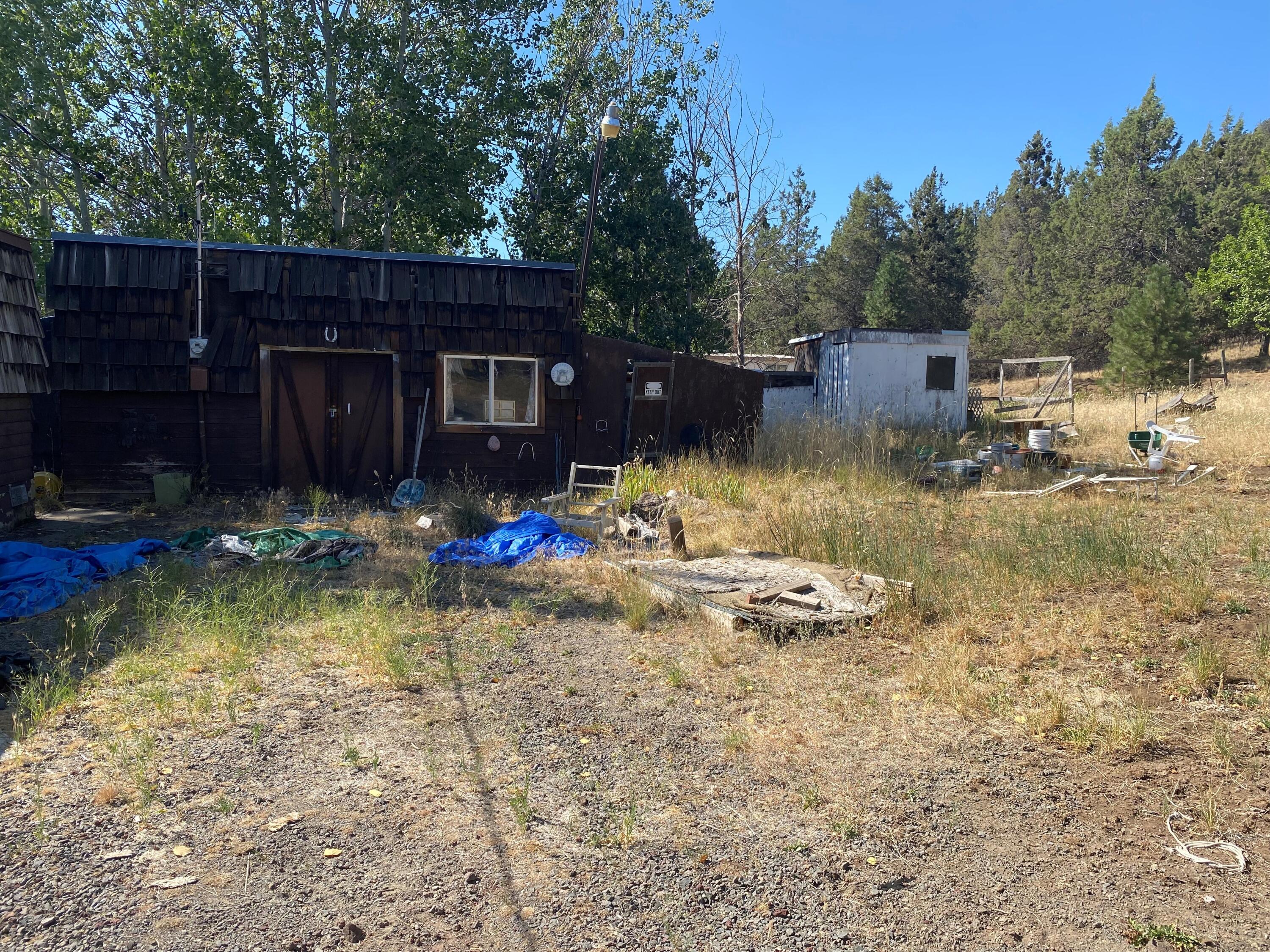9611 Ben Kerns Road Klamath Falls, OR 97601 - Photo 8 of 9 Shed