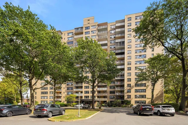 $745,000 | 201 St Pauls Avenue, Unit 12G, Jersey City, NJ 07306