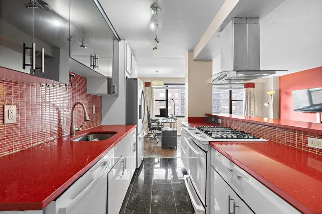 $745,000 | 201 St Pauls Avenue, Unit 12G, Jersey City, NJ 07306