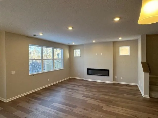 $469,990 | 6070 157th Street North, Hugo, MN 55038