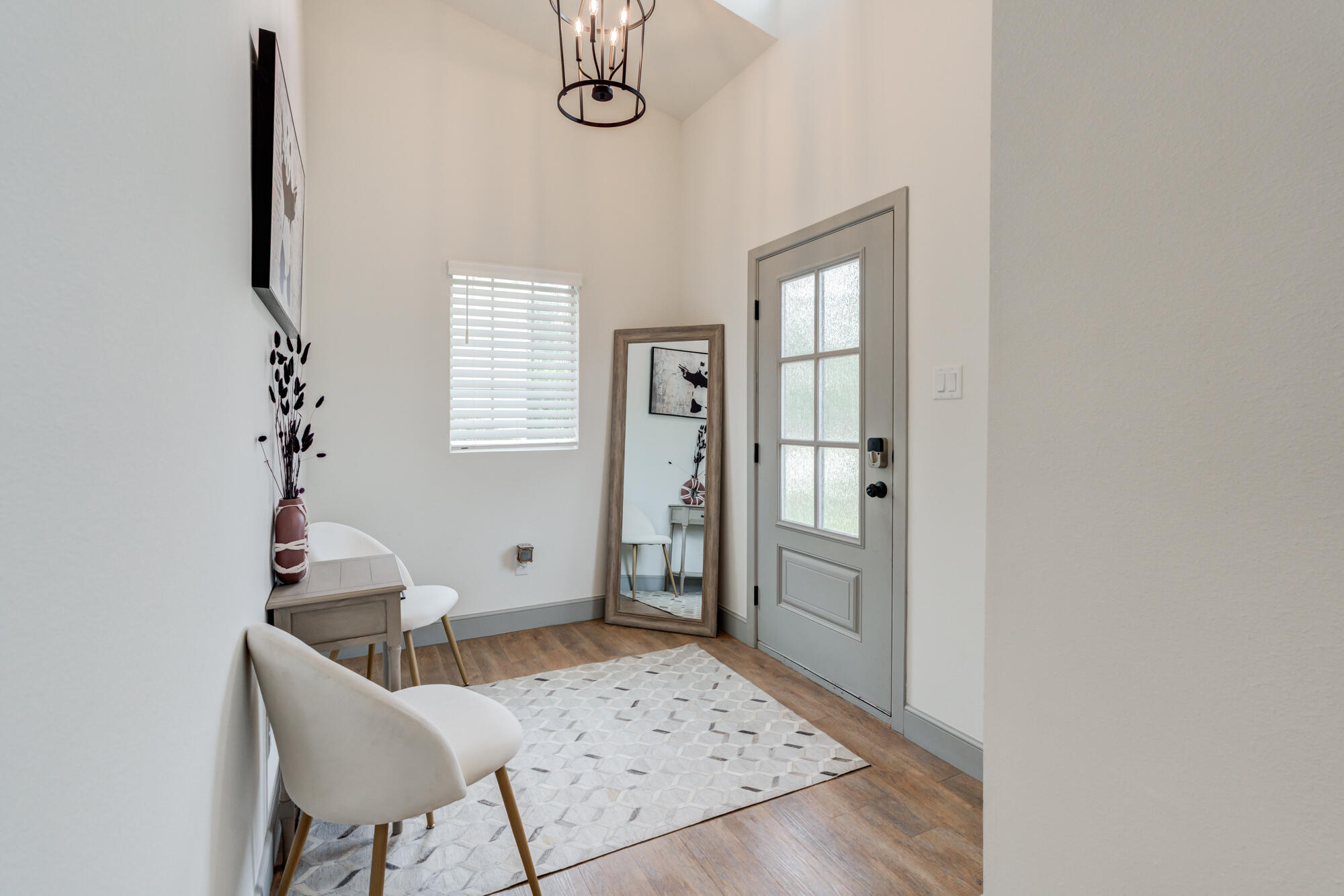 6338 88th Street Lubbock, TX 79424 - Photo 11 of 68 6338-88th-St_Lubbock-TX_10_Entryway