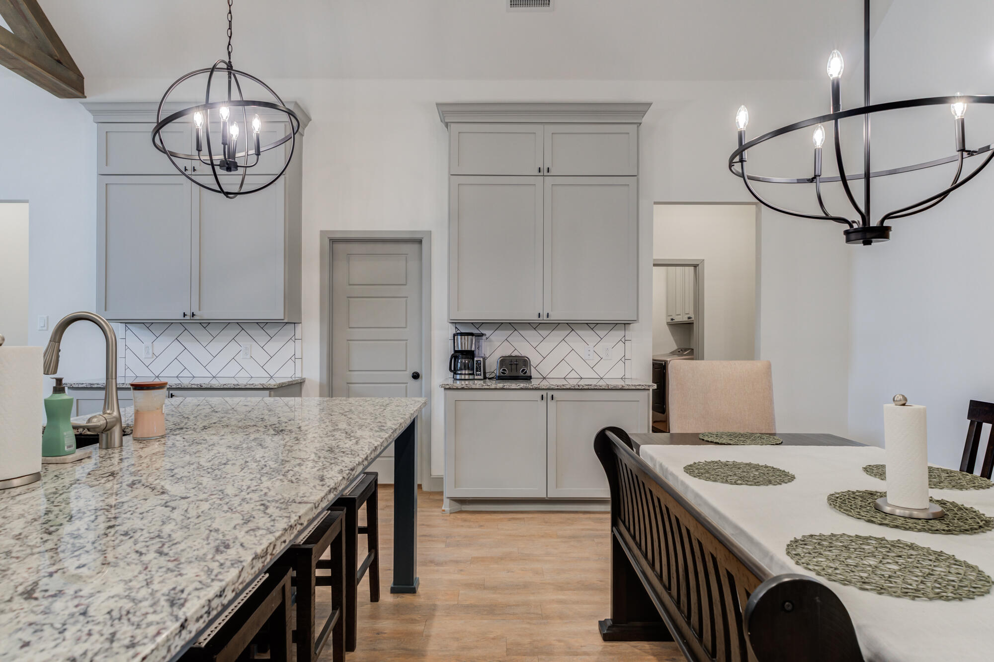 6338 88th Street Lubbock, TX 79424 - Photo 32 of 68 6338-88th-St_Lubbock-TX_33_Kitchen
