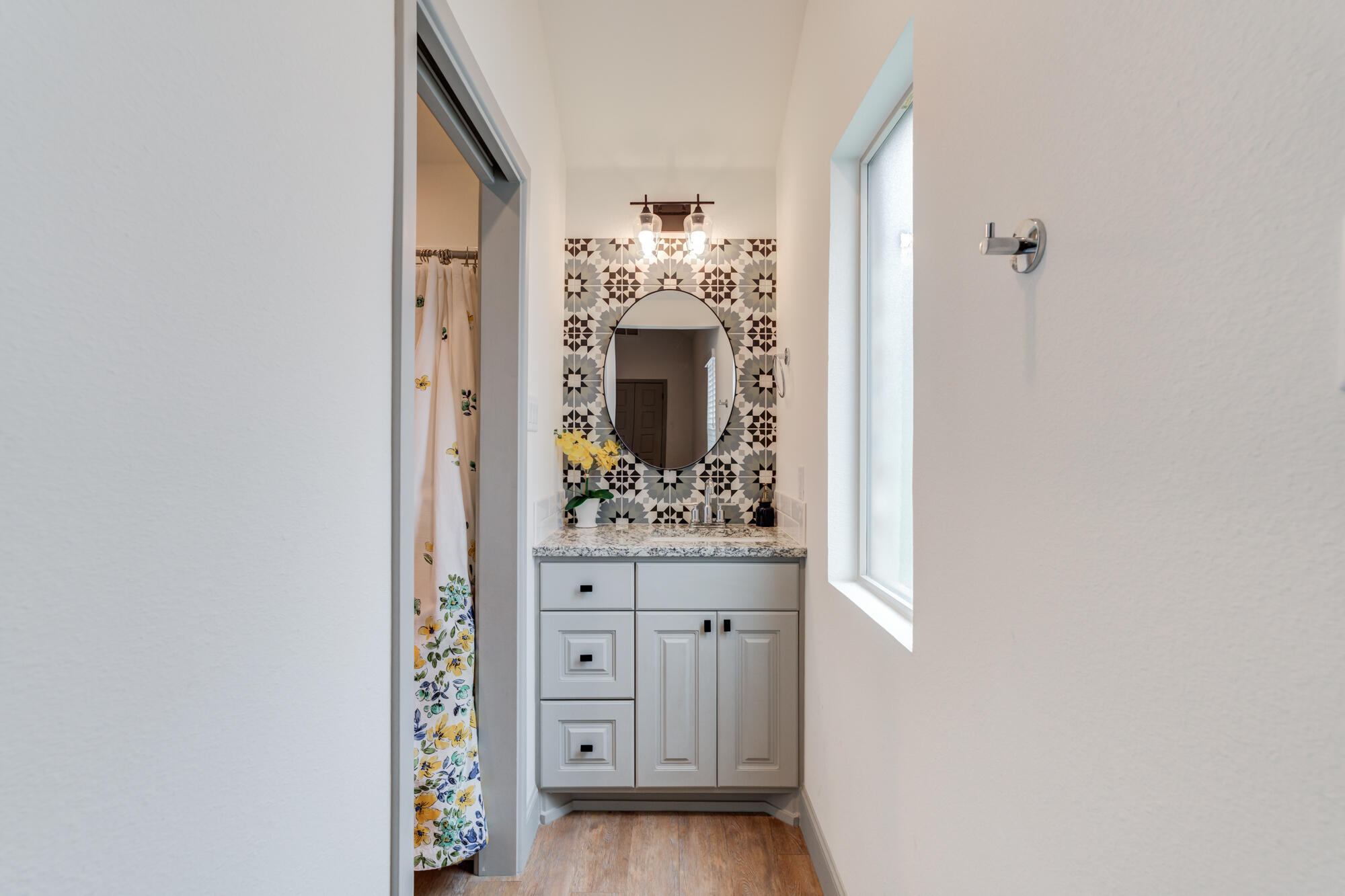 6338 88th Street Lubbock, TX 79424 - Photo 61 of 68 6338-88th-St_Lubbock-TX_64_Bathroom-3