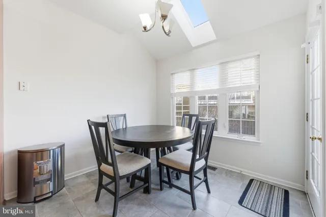 $700,000 | 25270 Whippoorwill Terrace, Chantilly, VA 20152