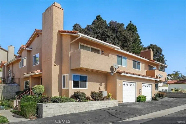 $2,500 | 31909 Del Cielo, Unit 11, Bonsall, CA 92003