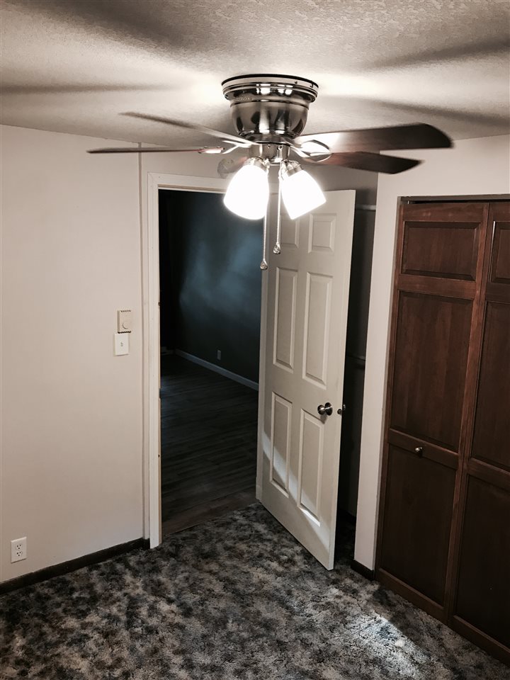 1424 Rabus Drive Fort Wayne, IN 46825 - Photo 11 of 20