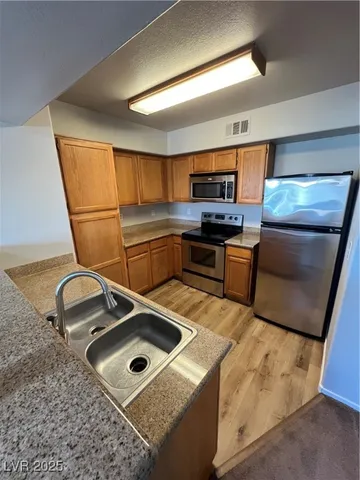 $1,710 | 7255 West Sunset Road, Unit 2072, Las Vegas, NV 89113